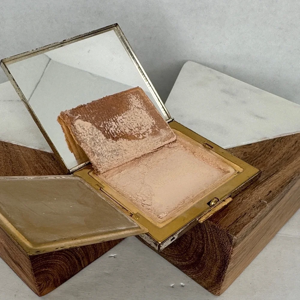 Vintage 1950s Silver and Gold Floral Makeup Compact